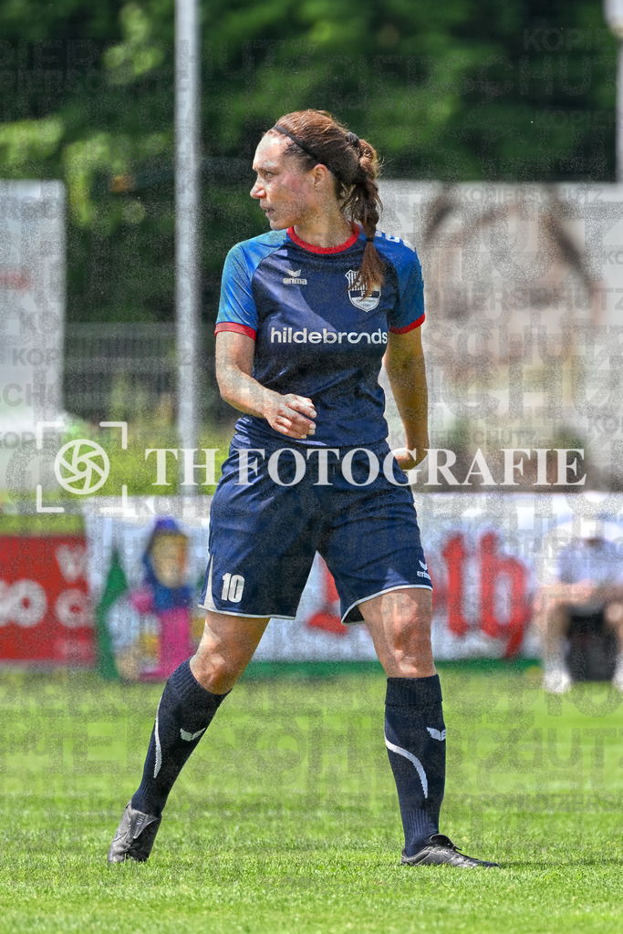 GER, FC Hauingen - SV Waldhaus, Frauen-Fussball, Rothaus Bezirkpokal, Finale, Saison 2024/2025, 29.05.2025 | Larissa Zimmermann (FC Hauingen, #10) GER, FC Hauingen - SV Waldhaus, Frauen-Fussball, Rothaus Bezirkpokal, Finale, Saison 2024/2025, 29.05.2025Foto: TH Fotografie/Thomas Hess