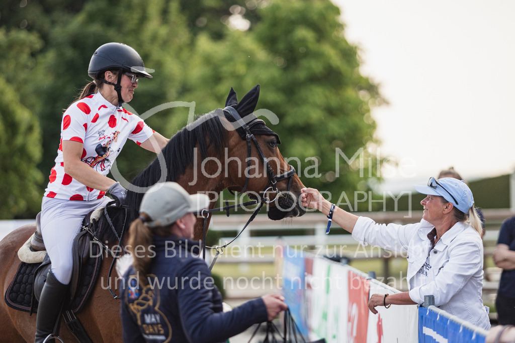 250531_MayDays_JNR-222 | Deine schönsten Turniermomente als professionelle Fotos! Entdecke hochwertige Pferdesport-Fotografie im Online-Shop. Jetzt Fotos finden & bestellen!