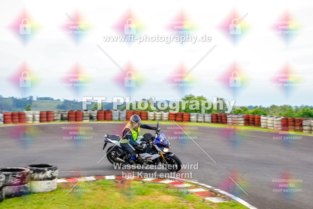 OBK-5746 | Hier findet Ihr Bilder von Touristenfahrten auf der Nürburgring Nordschleife oder von anderen Veranstaltungen die ich besucht habe. Viel Spass beim Durch Schauen 
