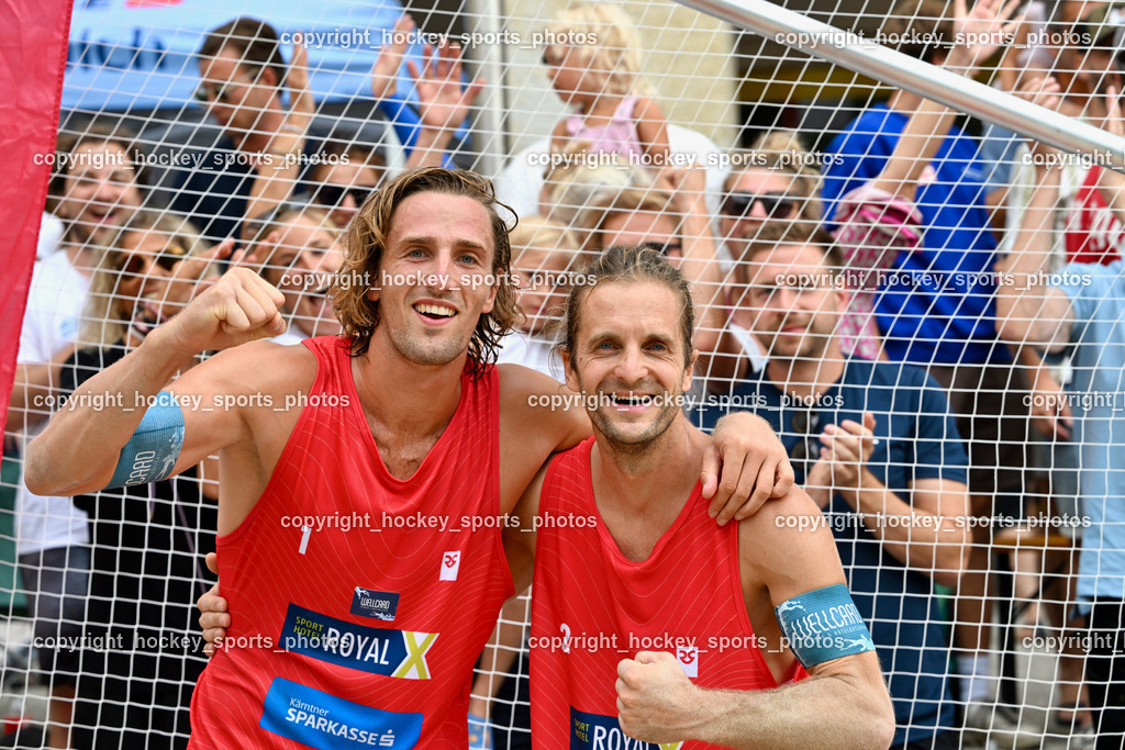 Kärntner Landesmeisterschaft Beach Volleyball | #2 HUBER Alexander Philipp, #1 FRIEDL Felix, Kärntner Landesmeisterschaft Beach Volleyball, Kärntner Landesmeisterschaft Beach Volleyball am 18.08.2024 in Villach (Rathausplatz Villach), Austria, (Photo by Bernd Stefan)