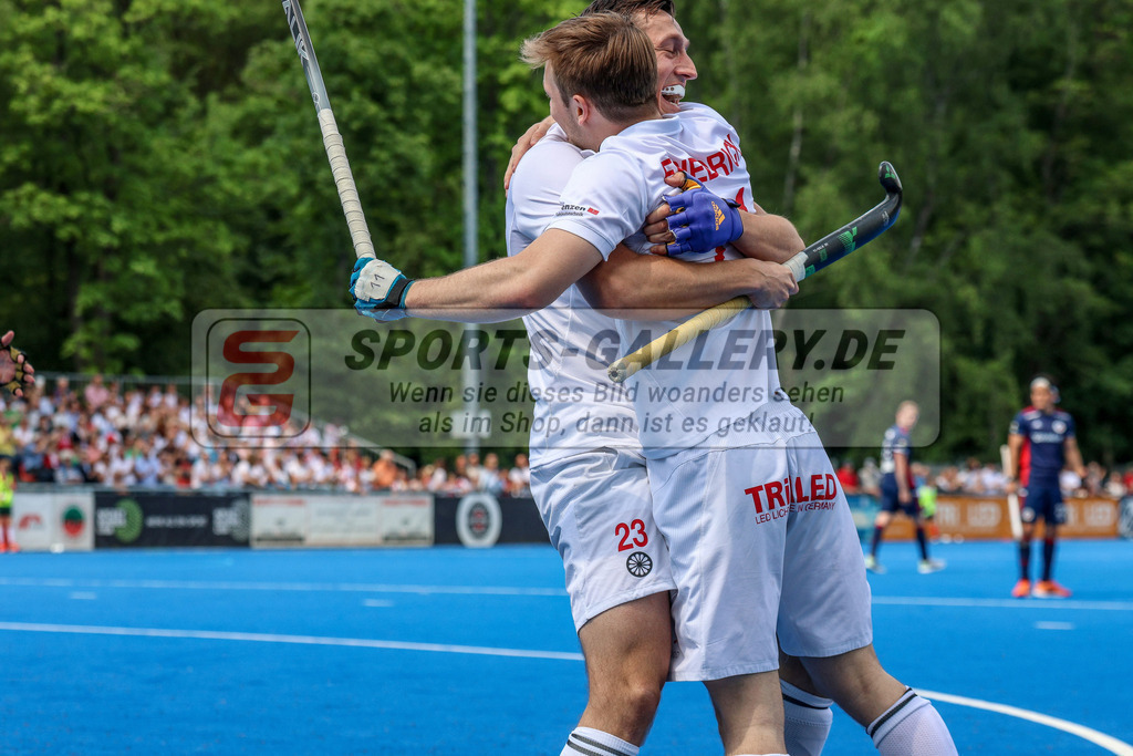 MJ_2023-05-13 Herren CHTC - MHC-18 | Elias Friedrich (Crefelder HTC #11) &amp; Anton Boomes (Crefelder HTC #23), Crefelder HTC - Mannheimer HC am 13.5.2023 in der Gerd-Wellen-Sportanlage, Krefeld