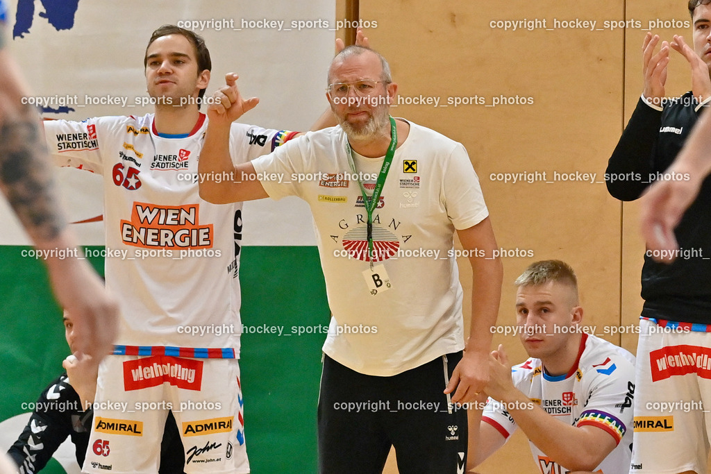 SC Ferlach vs. Fivers WAT Magareten 4.11.2022 | #65 GANGEL Philipp, Headcoach Fivers Margareten ECKL Peter