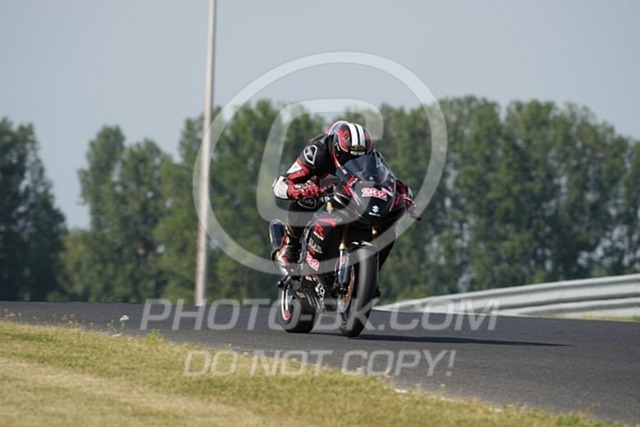 2024_07_14_PBK_32681 | Sportfotografie; SlowMotion; Video; Rennstrecke; Hafeneger; Speer; Racing; RSE; BMW; CBO; Trackday; Motorsportarena; Hockenheimring; Brno; Most; Barcelona; Valencia