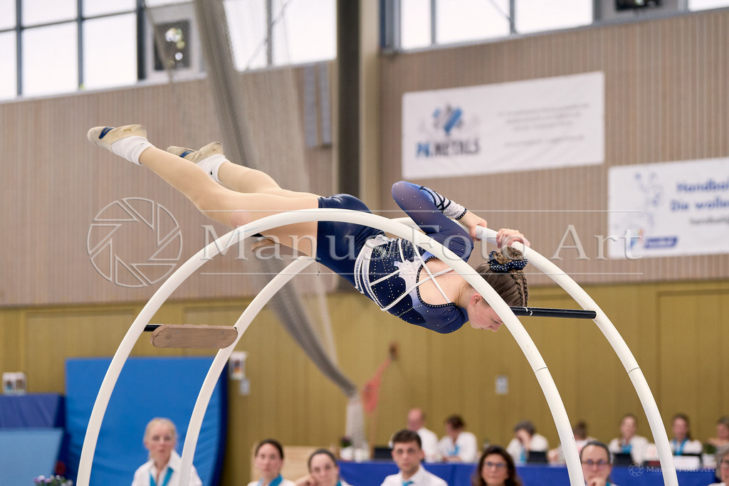 B-DSC01641 | Professionelle Sportfotografie in Hamburg, Schleswig-Holstein und Niedersachsen – spezialisiert auf Rhönrad, Geräteturnen, Leistungsturnen und rhythmische Sportgymnastik. Bundesweite Begleitung von Rhönrad-Events. Jetzt Sport-Fotos - Realisiert mit Pictrs.com