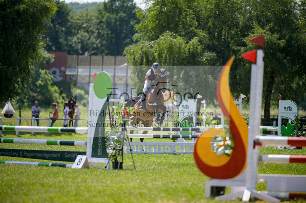 Reitturnier Voxtrup | Entdecke hochwertige Reitturnierfotos von Foto Oger. Professionell, emotional und authentisch – jetzt Lieblingsmomente im Shop bestellen.Deutschlandweite Turnierfotografie. - Realisiert mit Pictrs.com