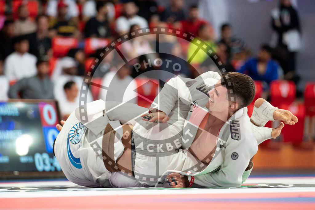 20231109PBB5474 | Fighters compete during the AJP World Professional Championship in the Mubadala Arena in Abu Dhabi, Arab United Emirates, on November 9, 2023.