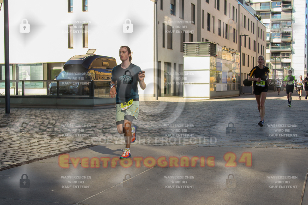 240921_1518_EV4_0999 | Sportfotografie im Rhein-Sieg Kreis, Köln, Bonn, NRW, Rheinland Pfalz, Hessen, etc. Unser Tätigkeitsfeld umfasst den Laufsport vom Volkslauf über den Marathon, Duathlon, Triathon bis zum Ultralauf wie Kölnpfad Ultra oder Schindertrail.