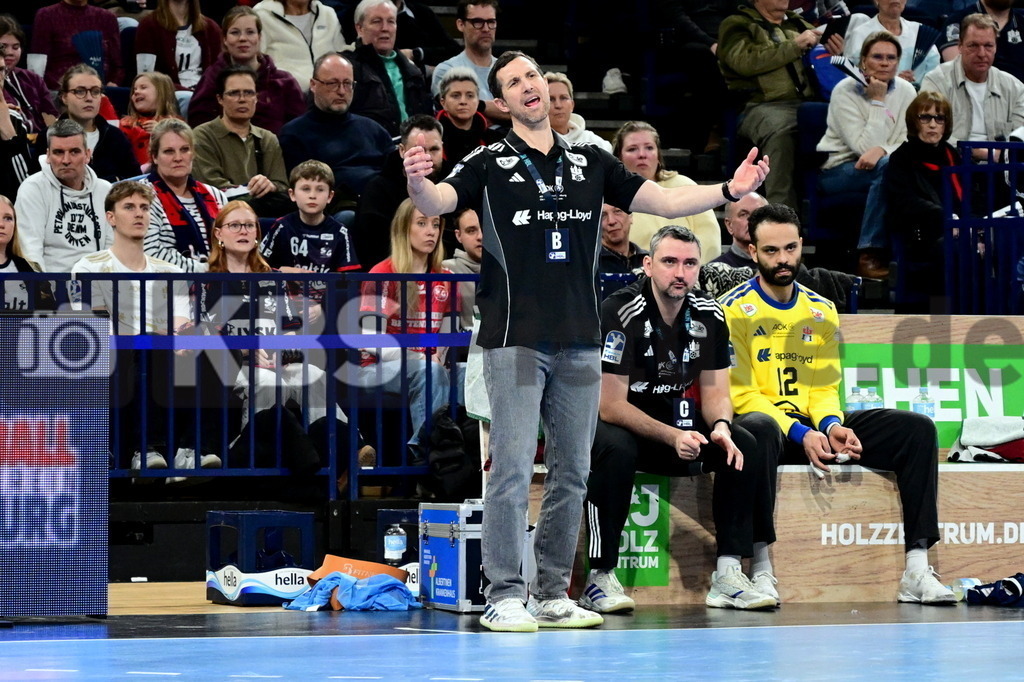 KBS Picture_HSVH-SGFl-Handewitt_002 | Jansen Torsten Trainer (HSV Hamburg) ,Sportarena :  Barclays Arena Hamburg, - Realisiert mit Pictrs.com