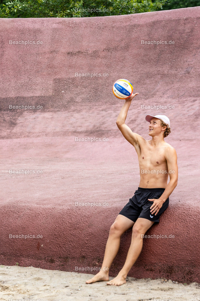 2024-00104798-A-Cup-PVC-91-Potsdam |  22.06.2024; Potsdam Foto: Gerold Rebsch - www.beachpics.de