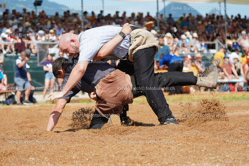 20220703-DSC02006 (2) | René Burch leidenschaftlicher Fotograf aus Kerns in Obwalden.  Hier finden sie Sport, Landschaft und Natur Fotografie.
 - Realisiert mit Pictrs.com