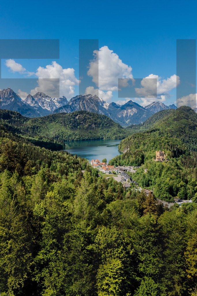 Bayern 1 | Blick von Neuschwanstein - Realisiert mit Pictrs.com