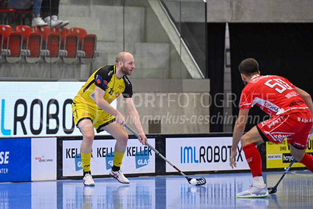 HC Rychenberg vs Floorball Köniz - 18. Dezember 2022 | HC Rychenberg vs Floorball Köniz
AXA Arena, Winterthur
Pascal Kern (#11 HC Rychenberg).
Bild: Sportfotografie Markus Aeschimann | www.markus-aeschimann.ch - Realisiert mit Pictrs.com