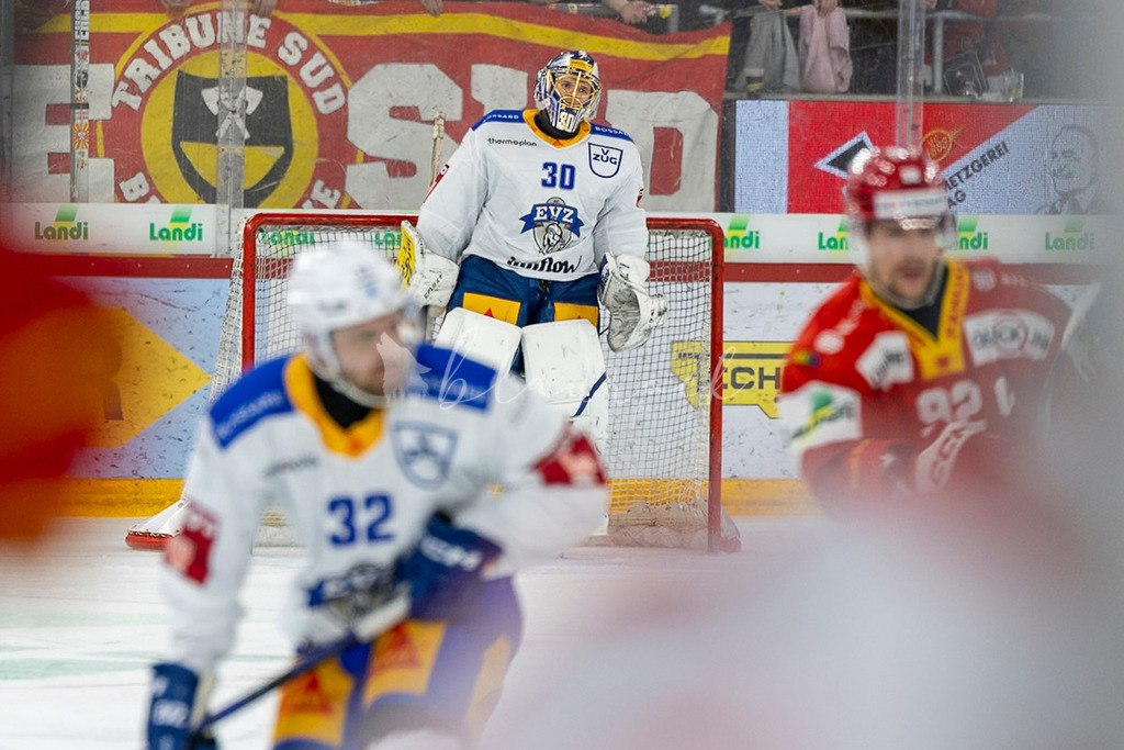 EHCB vs EVZ 20260227_WB-7465 | Sportbilder, Sportfotograf, Hochzeits- und Eventfotografin, Flugshows, Portraits und Tiershooting, Aviation, Downhill, Nationalleague, Swissleague, International