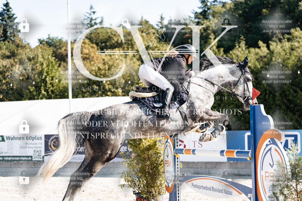 CK904673 | Turnierfotografie Pferdefotografie Trier Rheinland-Pfalz Pferdesport Reitsport Tierfotografie Sportfotografie Pferdevideo Pferdevideografie Equestrianvideography equestrianphotography  - Realisiert mit Pictrs.com