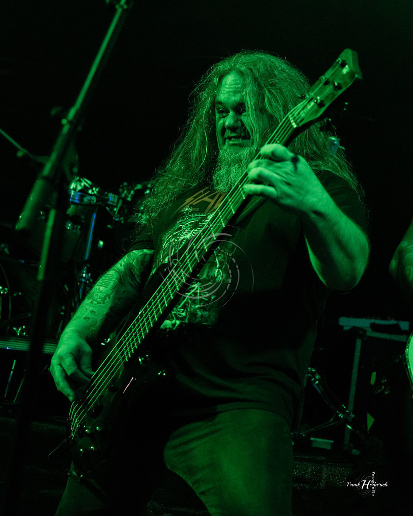 Justice Daudenwinden | Frank Herberich Fotografie, Frank Herberich, Fotografie, Hochzeit, Portrait, St. Peter Ording, Ording, Westerhever, Nordsee, Frank Fotografie, Hardheim,  Odenwald,Walldürn, Band,Eventfotografie - Realisiert mit Pictrs.com