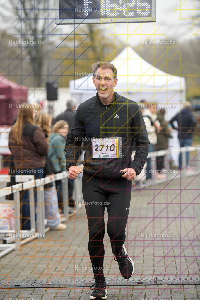 Neusser Erftlauf 2025  | 15km Neusser Erftlauf 2025 Foto: Heldenfoto.de
