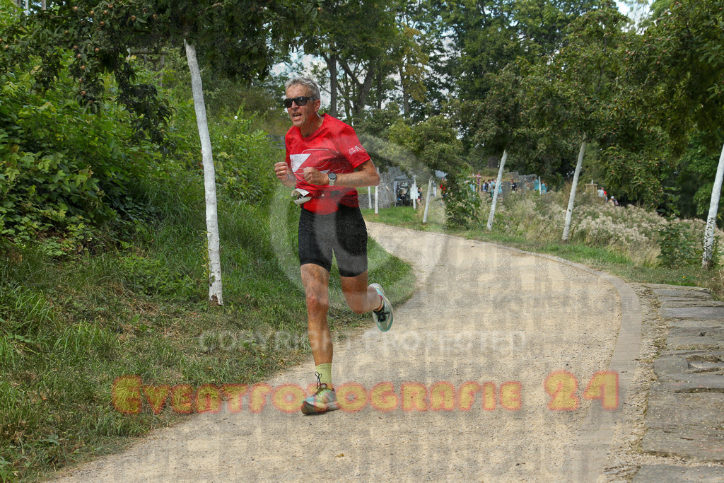 250824_1255_EX1_0947 | Sportfotografie im Rhein-Sieg Kreis, Köln, Bonn, NRW, Rheinland Pfalz, Hessen, etc. Unser Tätigkeitsfeld umfasst den Laufsport vom Volkslauf über den Marathon, Duathlon, Triathon bis zum Ultralauf wie Kölnpfad Ultra oder Schindertrail.