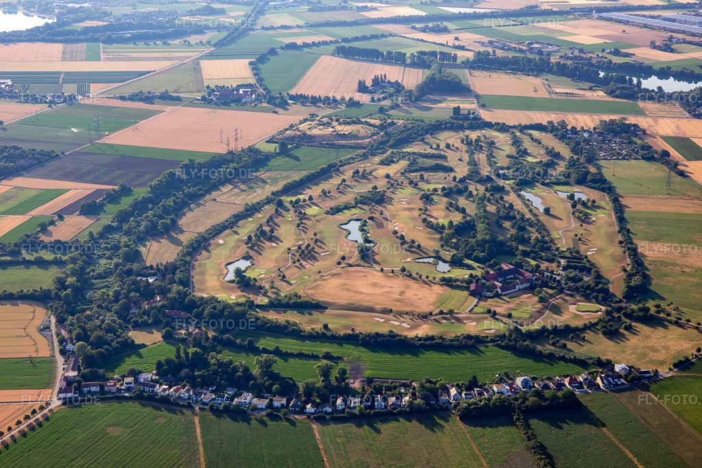 Luftbild: Golfplatz Heddesheim Gut Neuzenhof in Heddesheim im Bundesland Baden-Württemberg in Deutschland. Foto: IMG_136987.jpg vom 24.06.2023 durch Werner Riehm/FLY-FOTO.deGC-Heddesheim