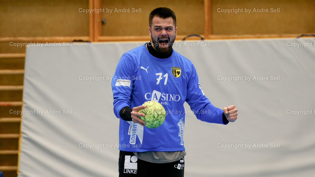 TSV Altenholz vs Stralsunder HV | / Handball 3. Liga Nord-Ost Männer 2025/2026 / TSV Altenholz vs Stralsunder HV / Edgar-Meschkat-Halle / Altenholz / 01.03.26 - Realisiert mit Pictrs.com