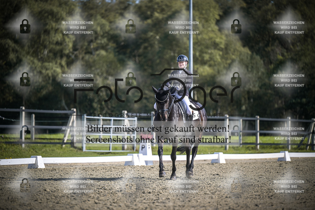 DOS_1301 | Entdecke hochwertige Reitturnierfotos von Foto Oger. Professionell, emotional und authentisch – jetzt Lieblingsmomente im Shop bestellen.Deutschlandweite Turnierfotografie. - Realisiert mit Pictrs.com