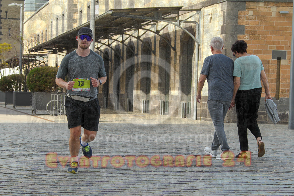 250920_1543_EV4_9502 | Sportfotografie im Rhein-Sieg Kreis, Köln, Bonn, NRW, Rheinland Pfalz, Hessen, etc. Unser Tätigkeitsfeld umfasst den Laufsport vom Volkslauf über den Marathon, Duathlon, Triathon bis zum Ultralauf wie Kölnpfad Ultra oder Schindertrail.