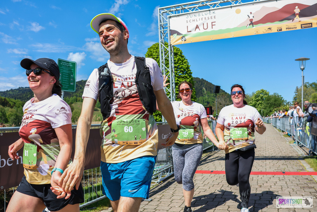 2U6A4663 | Schliersee Lauf 2026 #flowmotion #schlierseelauf #junglückschlierseelauf #schliersee #halbmarathon @junglueck #sportshot_your_pictrs #yourpictrs #canondeutschland #canonsportphotography