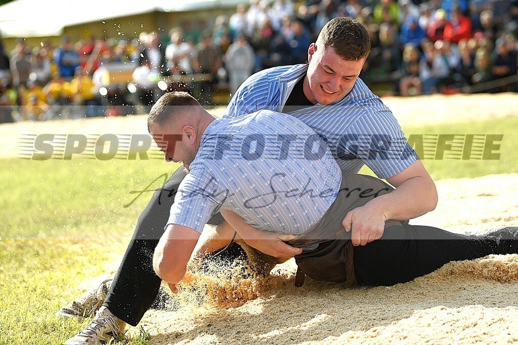mDSC_7598 | Kaufen Sie Sportbilder im Onlineshop von Andy Scherrer Sportfotografie. Faszinierende Bilder von Sportevents aus der ganzen Schweiz. Fussball, Frauenfussball, Unihockey, Handball, Schwingen und weiteren Sportarten. - Realisiert mit Pictrs.com
