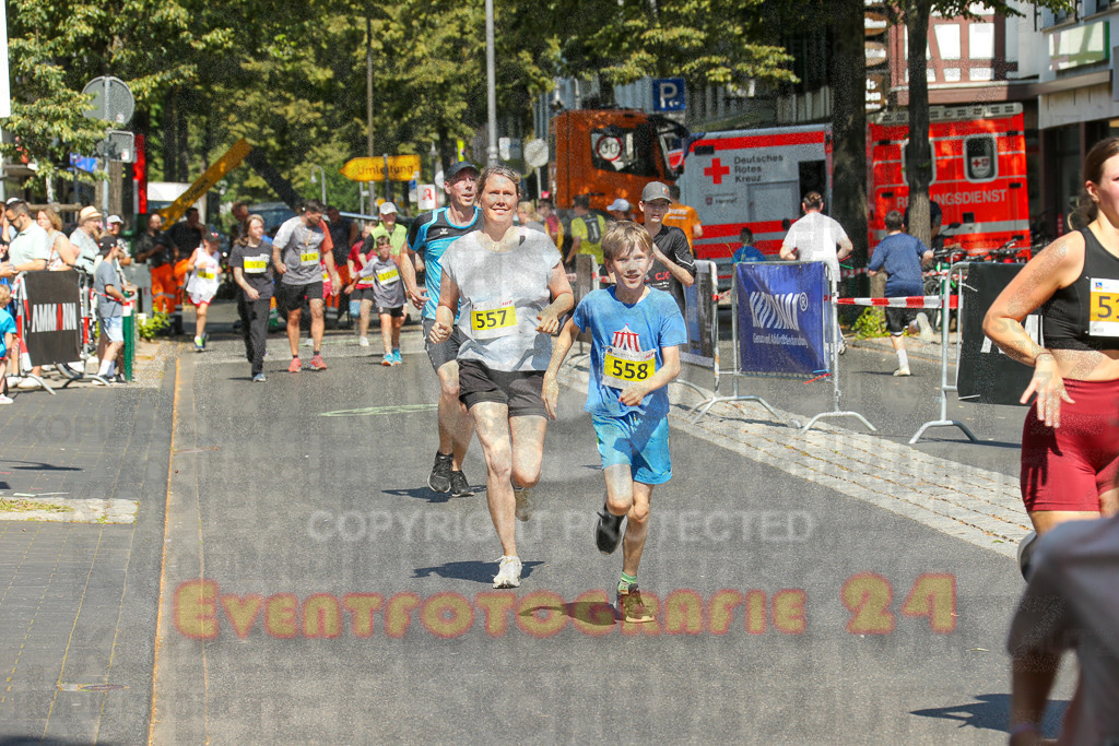 250621_1049_EX1_2769 | Sportfotografie im Rhein-Sieg Kreis, Köln, Bonn, NRW, Rheinland Pfalz, Hessen, etc. Unser Tätigkeitsfeld umfasst den Laufsport vom Volkslauf über den Marathon, Duathlon, Triathon bis zum Ultralauf wie Kölnpfad Ultra oder Schindertrail.