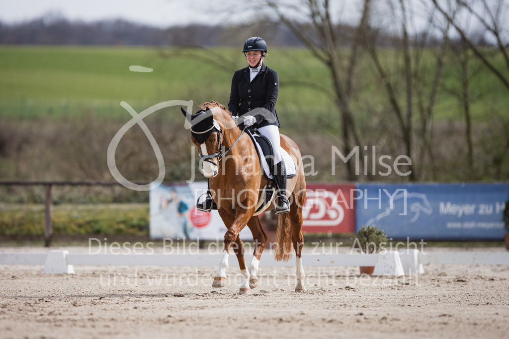 230410_Frühlingsfest_Dressurreiter-L-615 | Deine schönsten Turniermomente als professionelle Fotos! Entdecke hochwertige Pferdesport-Fotografie im Online-Shop. Jetzt Fotos finden & bestellen!