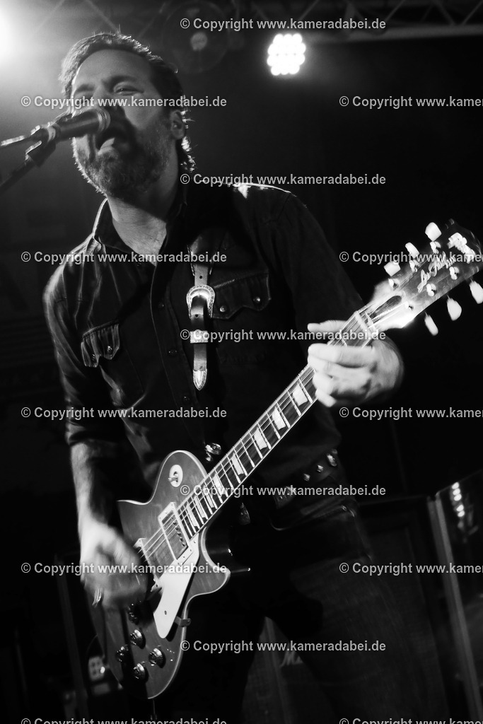 Konzert : Black Bottle Riot am 14.11.2025 im Rare Guitar in Münster | Konzert : Black Bottle Riot am 14.11.2025 im Rare Guitar in Münster - Realisiert mit Pictrs.com