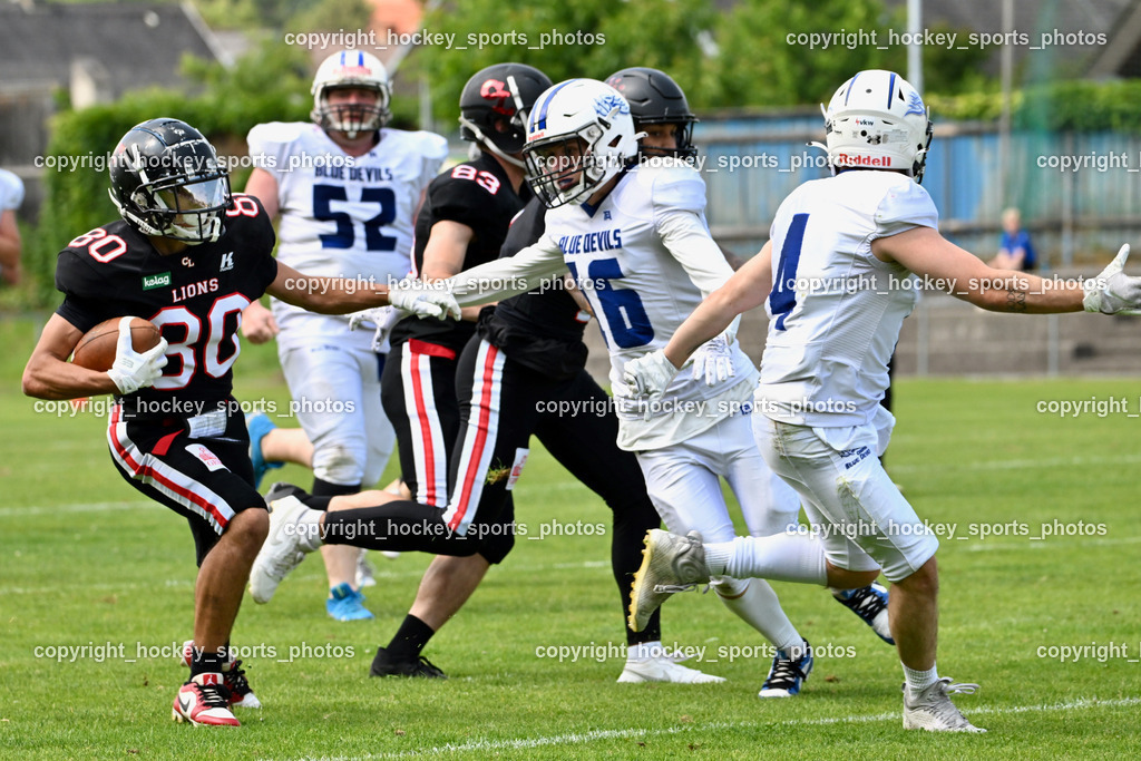 Carinthian Lions vs. Cineplexx Blue Devils | #80 Pacella Alessandro Carinthian Lion, Carinthian Lions vs. Cineplexx Blue Devils, Carinthian Lions vs. Cineplexx Blue Devils am 09.06.2025 in Klagenfurt (ASV Sportplatz), Austria, (Photo by Bernd Stefan)