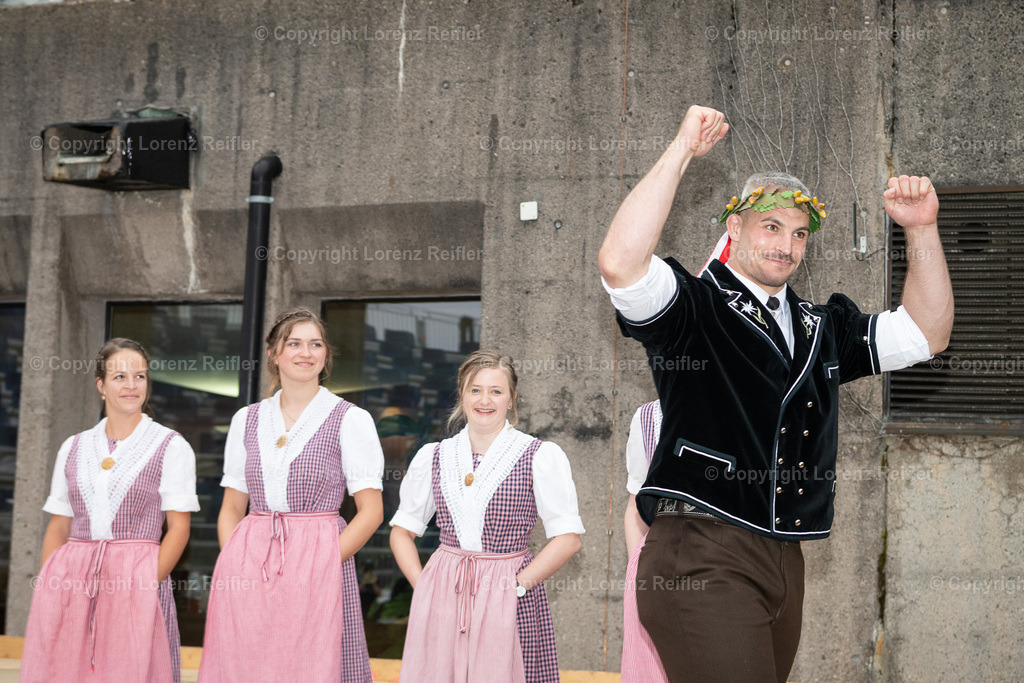 Schwingen -  Stoos Schwinget 2024 | Stoos, 9.6.24, Schwingen - Stoos Schwinget.