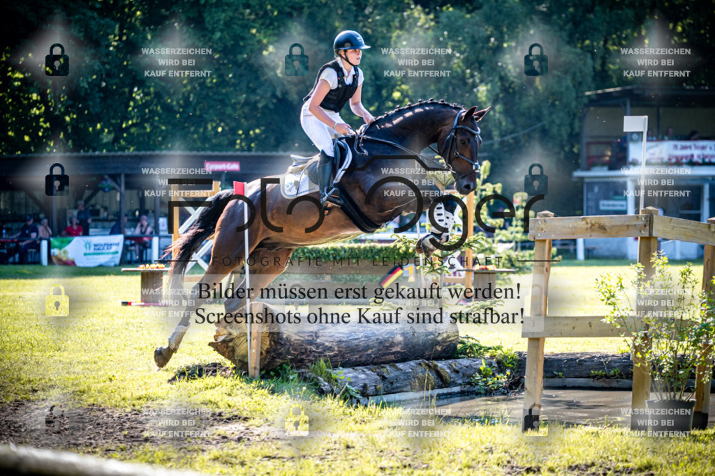 2026-05 - Melle Oldendorf-3-0117 | Entdecke hochwertige Reitturnierfotos von Foto Oger. Professionell, emotional und authentisch – jetzt Lieblingsmomente im Shop bestellen.Deutschlandweite Turnierfotografie. - Realisiert mit Pictrs.com