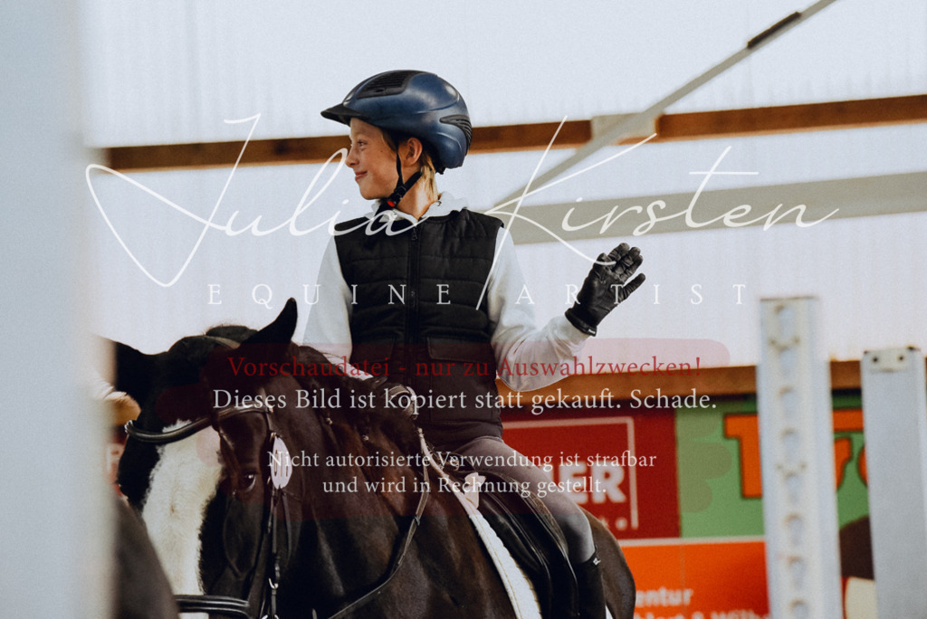 DSC_7254 | Pferde- und Turnierfotografie in Westsachsen. Pferdeportraits, Auftragszeichnungen und intuitive Kunst.