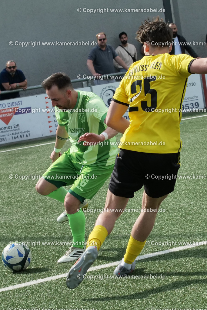 Fußball : Bezirksliga : SV 08/29 Friedrichsfeld - Borusia Veen am 10.05.2026 in Voerde Friedrichsfeld | Fußball : Bezirksliga : SV 08/29 Friedrichsfeld - Borusia Veen am 10.05.2026 in Voerde Friedrichsfeld - Realisiert mit Pictrs.com
