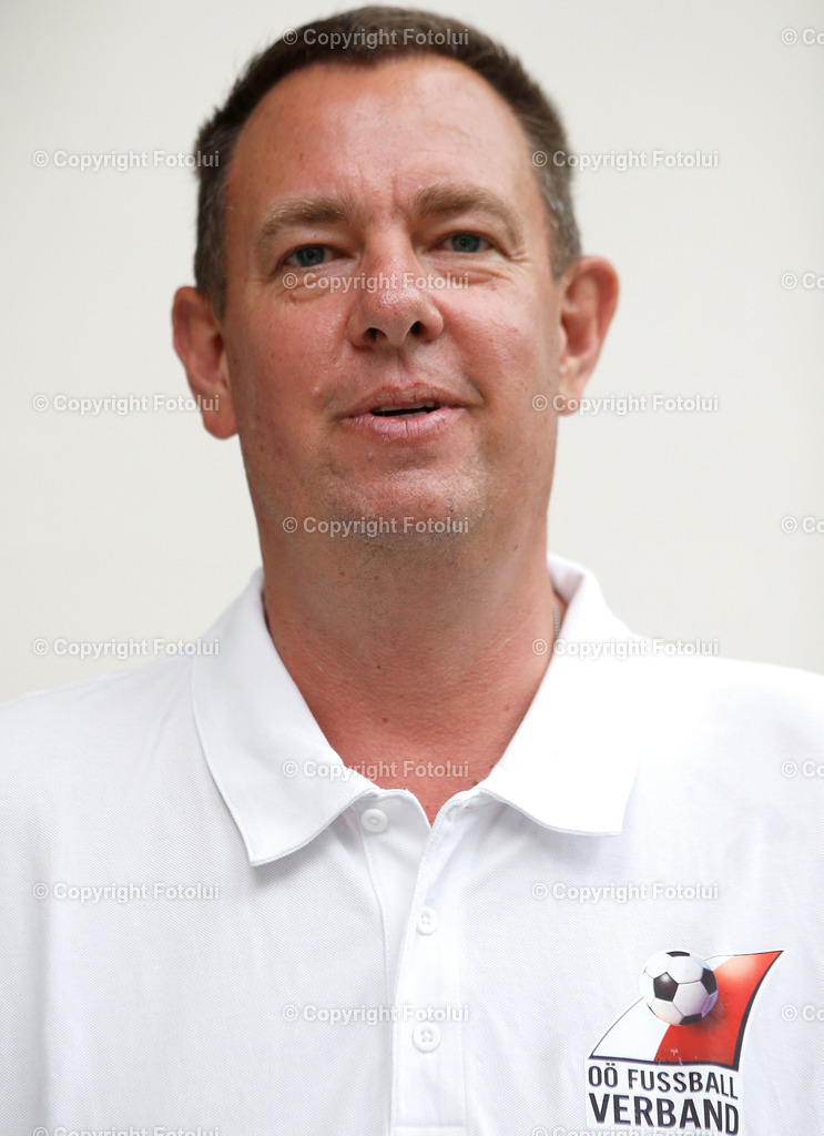 GRUPPENOBMAENNER_15 | bilder, linz, photo, foto, fussball, sport, fotolui, bundesliga