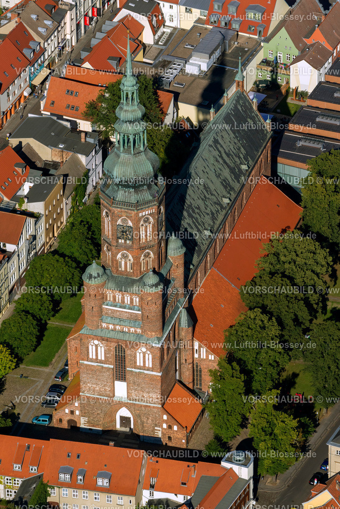 Greifswald12084042 | Greifswalder Dom St.Nikolai, Der Dom St. Nikolai (um 1263) ist zugleich die größte Kirche der Stadt, Gründungsort der Universität und Predigtkirche des Bischofs der PEK, Mitte, Zentrum,  Greifswald, Mecklenburg-Vorpommern, Deutschland, Europa