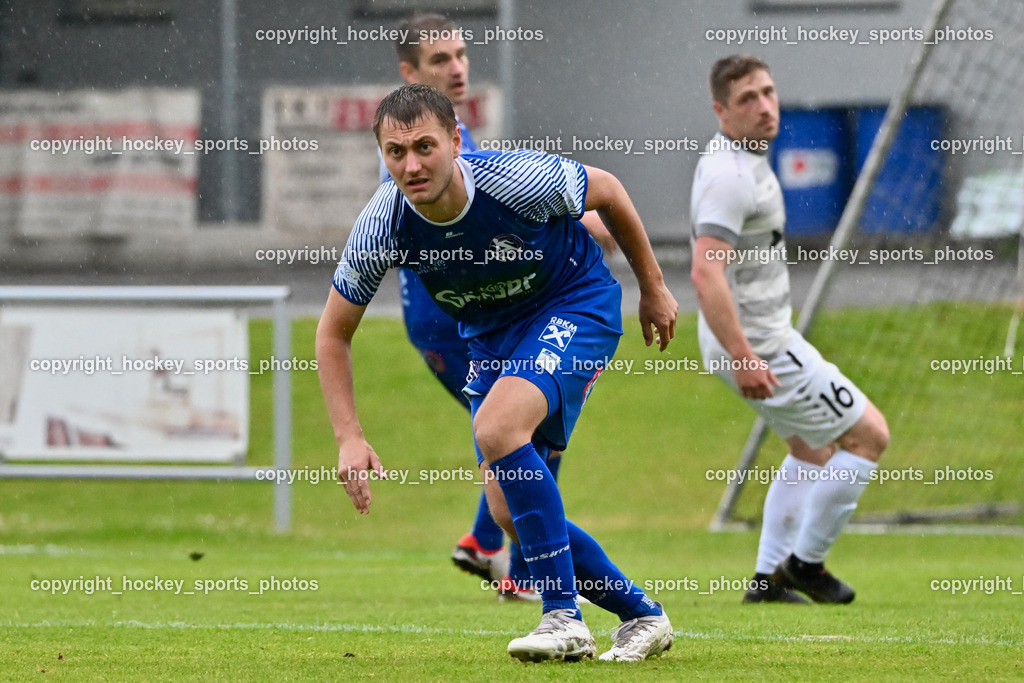 ASKÖ Köttmannsdorf vs. SV Dellach Gail | #13 Gabriel Umfahrer Dellach Gail, #16 Nace Erzen ASKÖ Köttmannsdorf, ASKÖ Köttmannsdorf vs. SV Dellach Gail, ASKÖ Köttmannsdorf vs. SV Dellach Gail am 15.05.2024 in Köttmannsdorf (Sportplatz Köttmannsdorf), Austria, (Photo by Bernd Stefan)