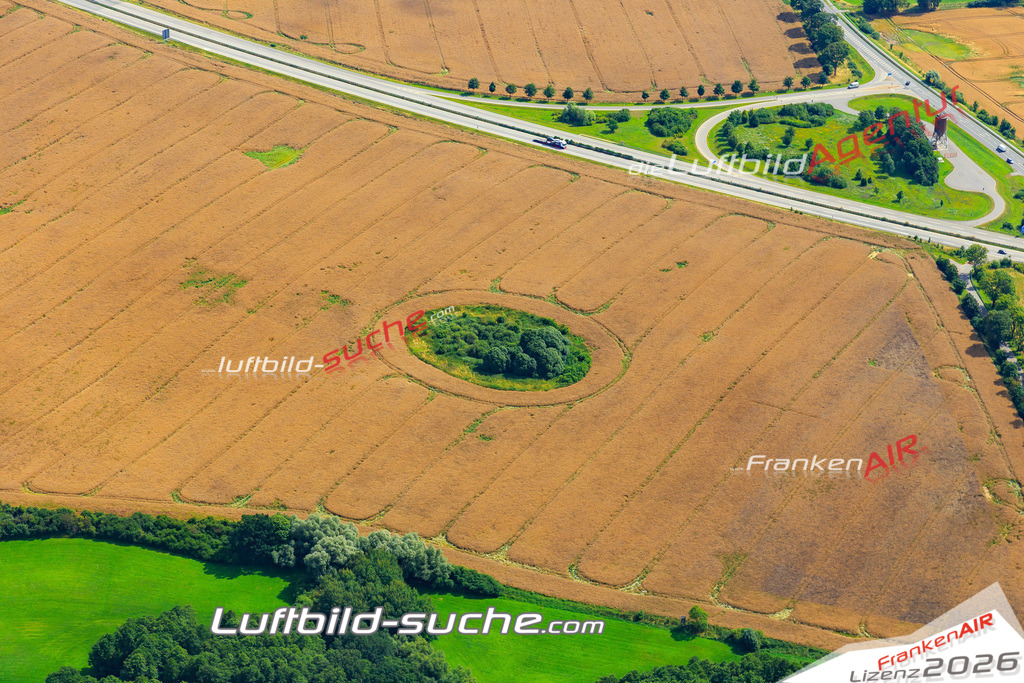 Die Luftaufnahme der Stadt Leezen wurde vom UL-Flugzeug heraus erstellt ( keine Drohne )- hohe Auflösung für beste Qualität