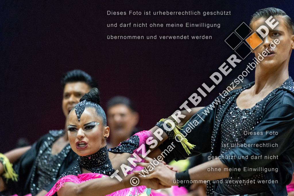 20240113-14110 | Hier finden Sie Tanz Bilder vom Latein und Standard Formationen tanzen. Sportbilder vom Tanzsport. Schöne Fotos und von Weltmeisterschaft, Europameisterschaft, Bundesliga, Regionalliga, Oberliga und Landesliga sowie von GOC Stuttgart, DanceComp, WM Bremen