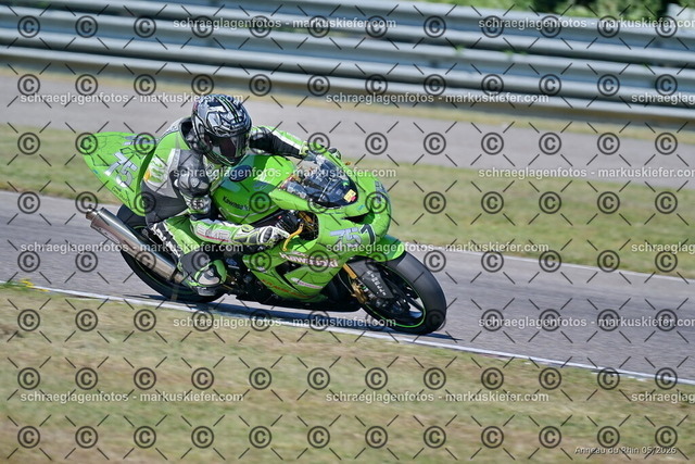 26BT01-0308 | 751 - Realisiert mit Pictrs.com