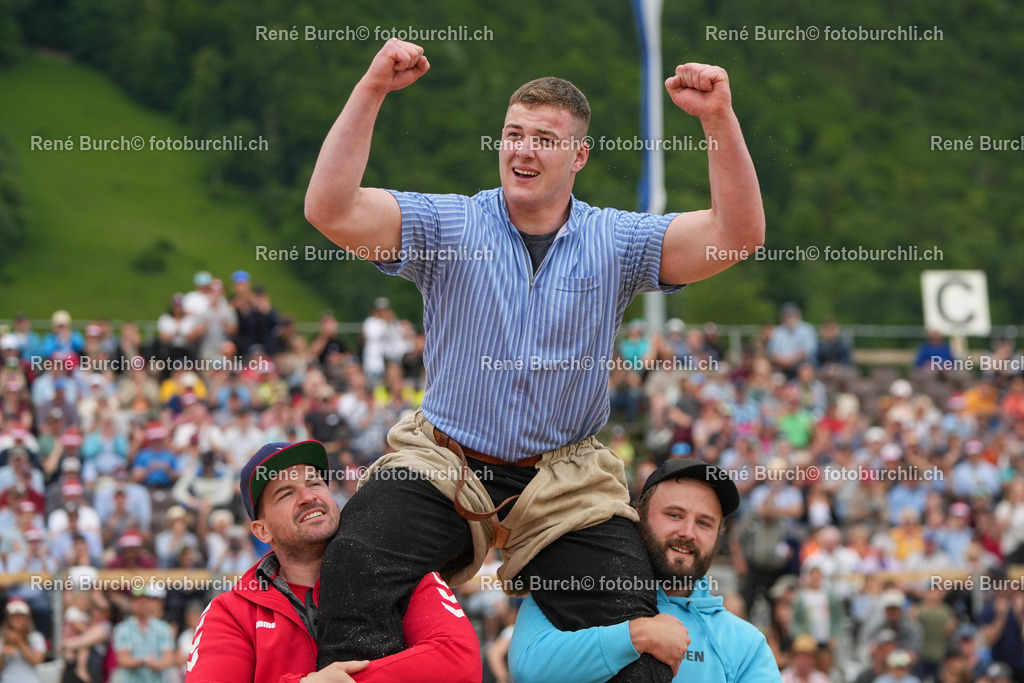 RB-03181sieger Lukas Bissig | René Burch leidenschaftlicher Fotograf aus Kerns in Obwalden.  Hier finden sie Sport, Landschaft und Natur Fotografie.
 - Realisiert mit Pictrs.com