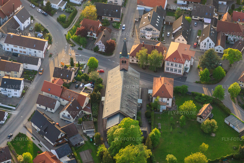Luftbild: St. Andreas in Au am Rhein im Bundesland Baden-Württemberg in Deutschland. Foto: IMG_26995.jpg vom 28.04.2010 durch Werner Riehm/FLY-FOTO.de
