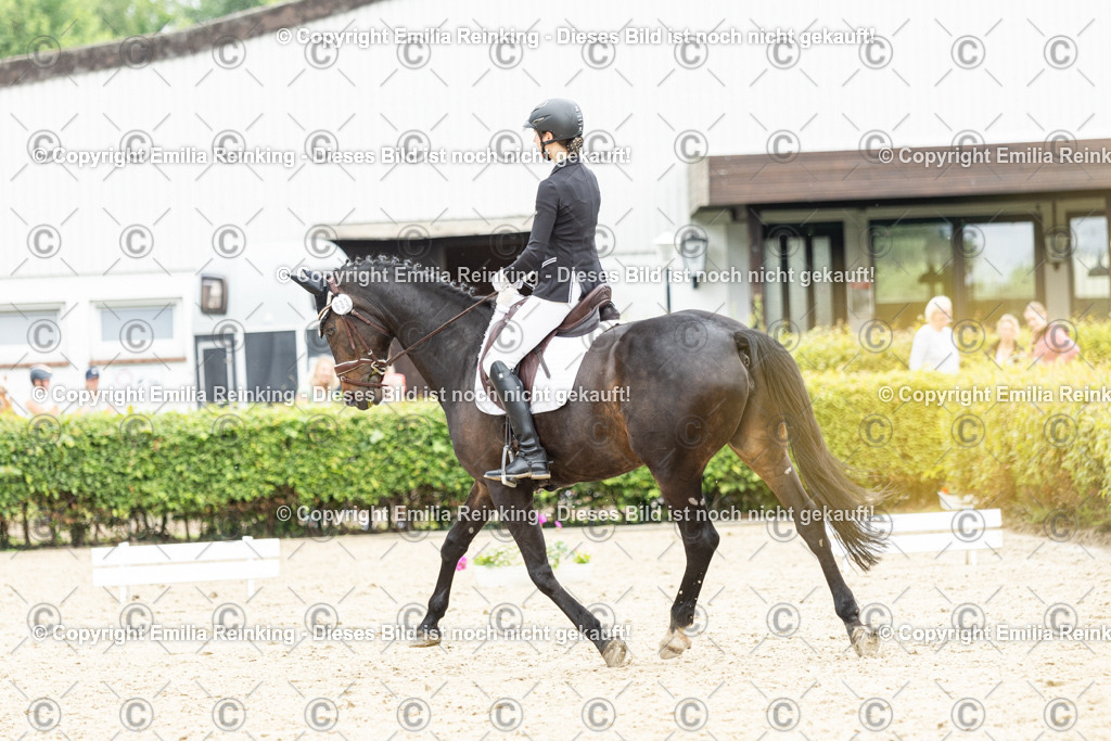 CL5A1588 | Emilia Reinking Fotografie - Realisiert mit Pictrs.com