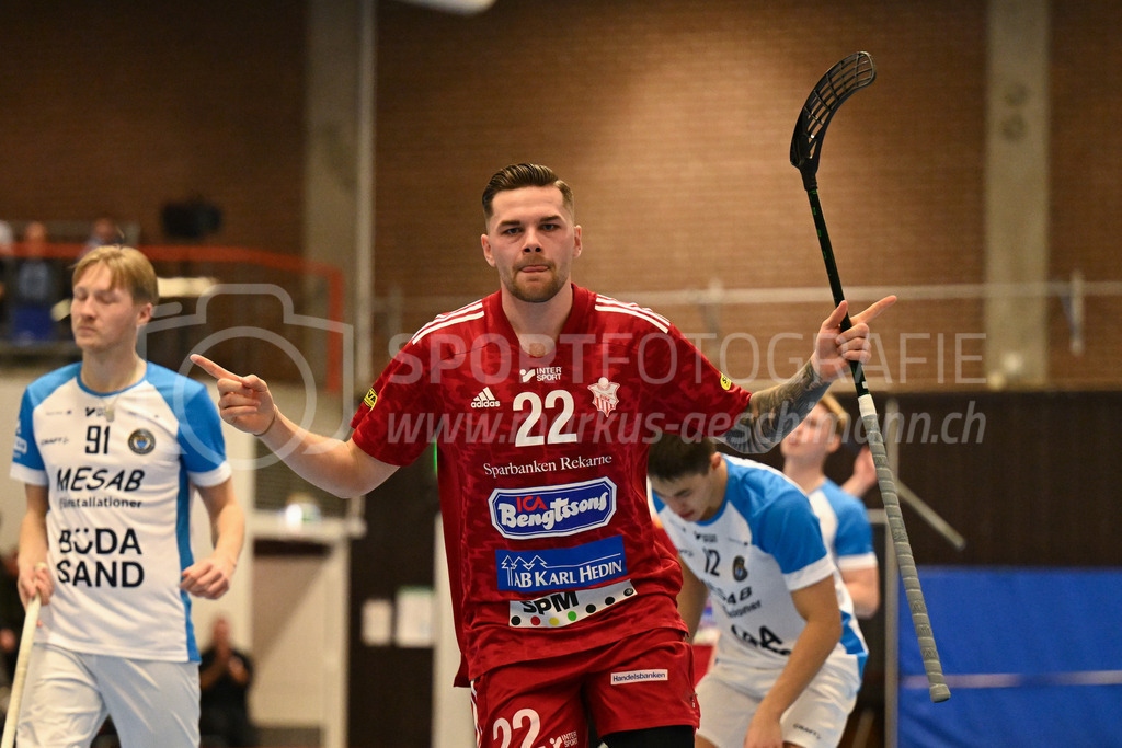 Strängnäs IBK vs FBC Kalmarsund Ungdom - 6. =January= 2024 | Strängnäs IBK vs FBC Kalmarsund Ungdom
Thomas Arena, Strängnäs
Adam Nilsson (#22 Strängnäs IBK) celebrating his goal.
Bild: Sportfotografie Markus Aeschimann | www.markus-aeschimann.ch - Realisiert mit Pictrs.com
