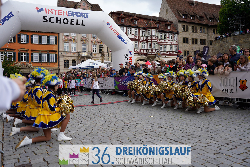 AOK Junior Cup 400m | 3Königslauf 2022 AOK Junior Cup 400m - Realisiert mit Pictrs.com