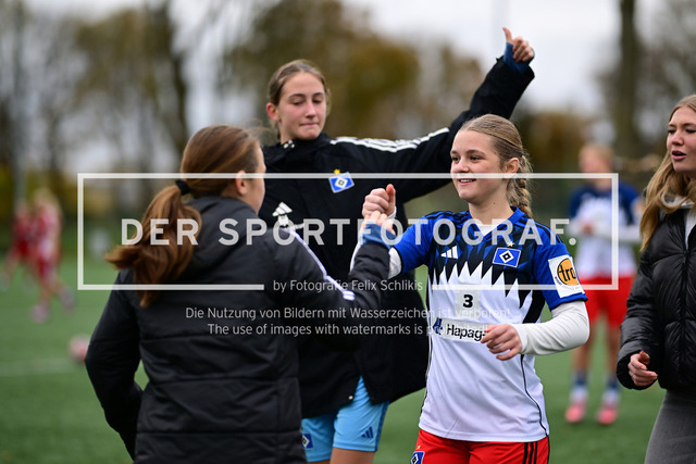 Fußball I Juniorinnen I Saison 2025-2026 I Regionalliga Nord I 7. Spieltag I Hamburger SV U17 - SpVg Aurich U17 I 03933 | Der Sportfotograf. - Realisiert mit Pictrs.com
