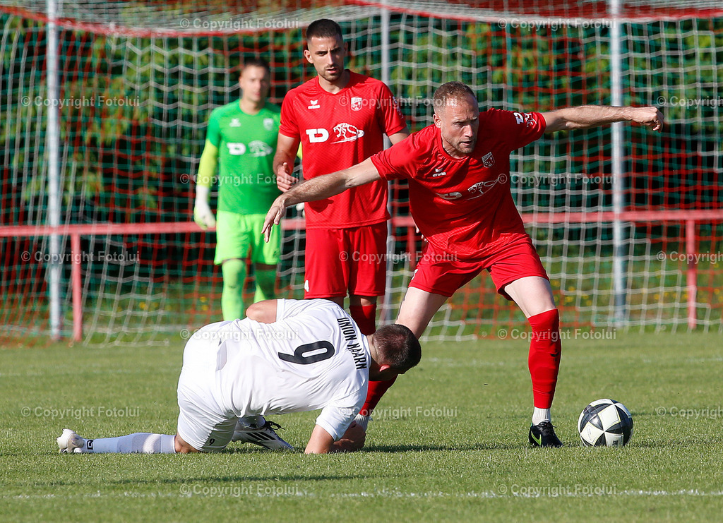 A_LUI_140625_000027 | SPORT FUSSBALL LL.OST 14.06.2025 ASKOE OEDT 1B -METALLBAU BLAUENSTEINER NAARN IM BILD : MATAJ VULIC (OEDT1B) UNDFLORIAN MAIRBOECK  (NAARN) FOTO:FOTOLUI