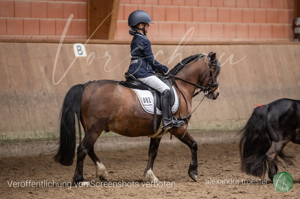 260328_Barop_02_010 | farbklaex.com