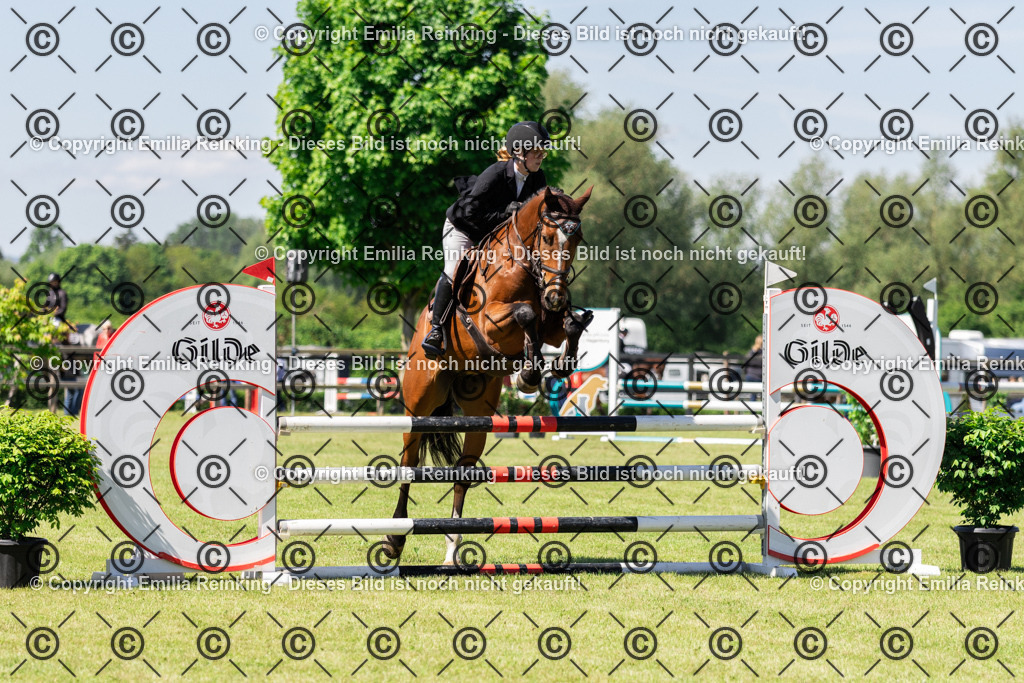 CL5A8280 | Emilia Reinking Fotografie - Realisiert mit Pictrs.com